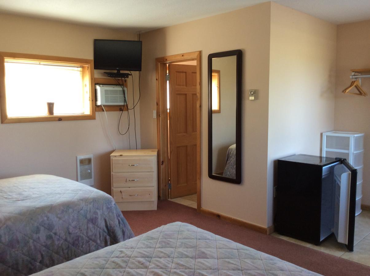 Waubaushene Tay Motel المظهر الخارجي الصورة